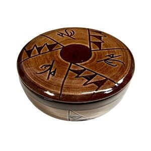 Sioux Pottery Trinket Box Lid Round Signed Kate Dismounts Native America 3 1/2"
